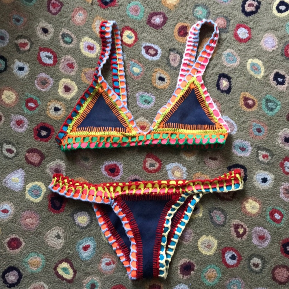 Kiini two piece